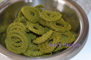 spinach chakli10