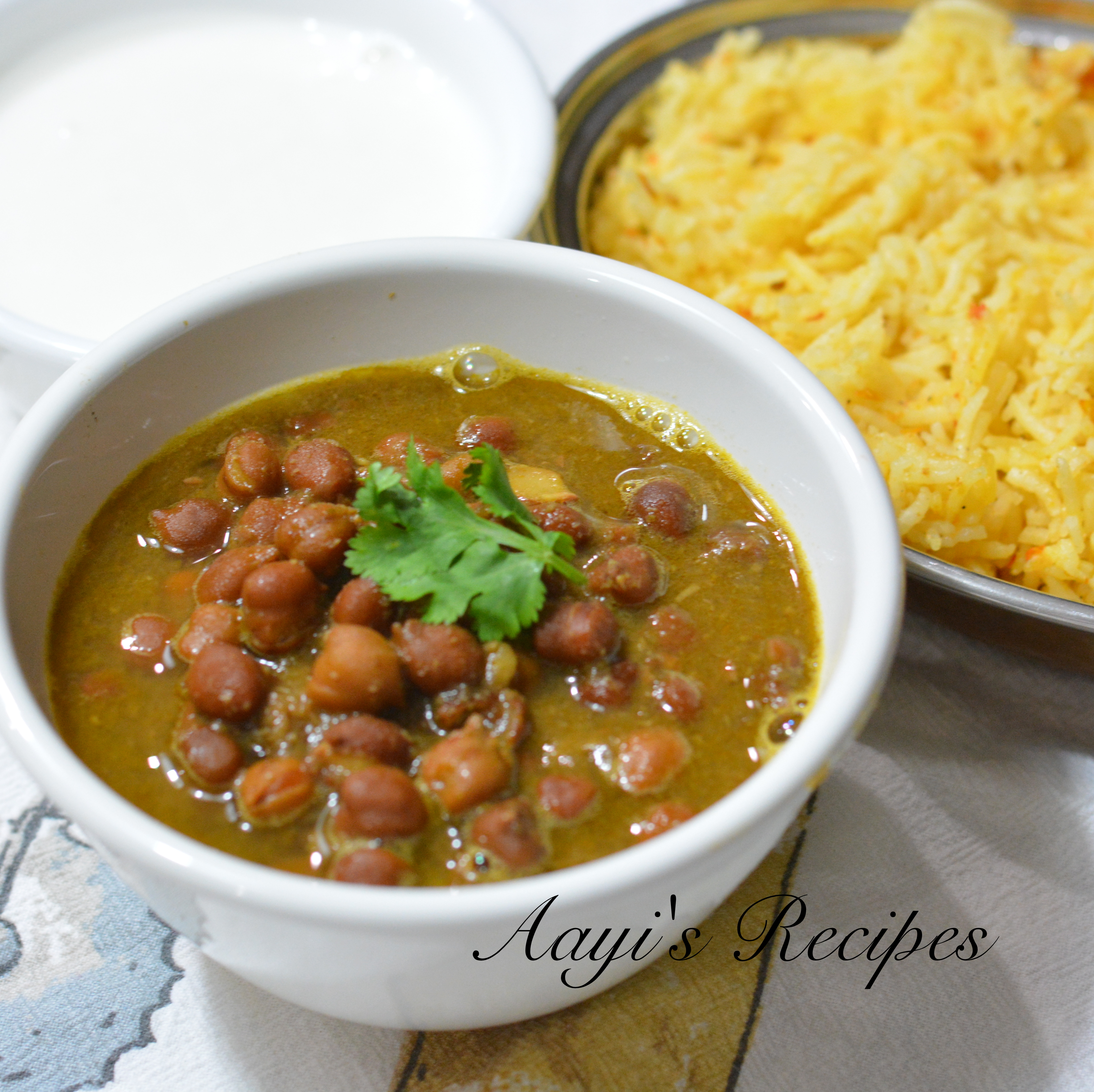 Black Chickpeas in Green Masasla Black Chana Hara Masala